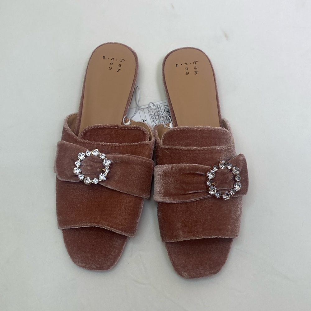 A New Day Blush Soft Slip On Flat Shoes Size 8